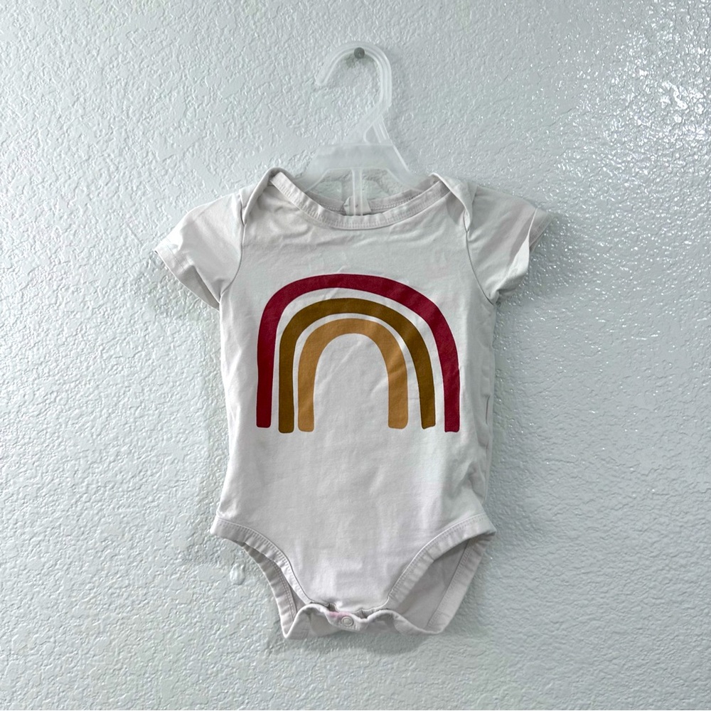 Neutral rainbow with matching shorts